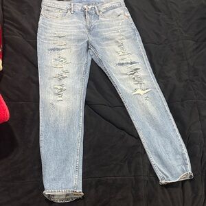 Distressed Light Blue men’s Jeans